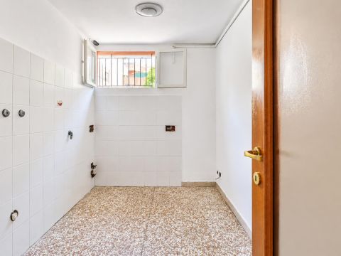 Via Domenico Morelli, 2 - Bologna