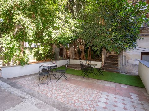 Via Montesano, 5 - Catania