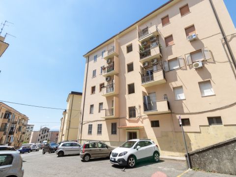 Via Antonio Purificato, 34