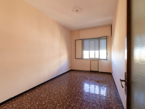 Largo Raffaele Marincola Cattaneo, 22