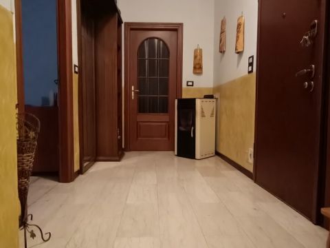 via Silvio Pellico 35
