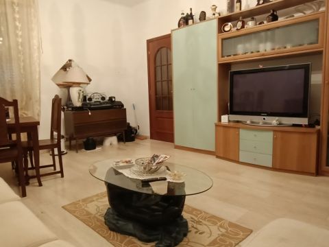 via Silvio Pellico 35