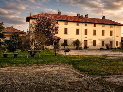 Via Manzoni, 5 - Frascarolo