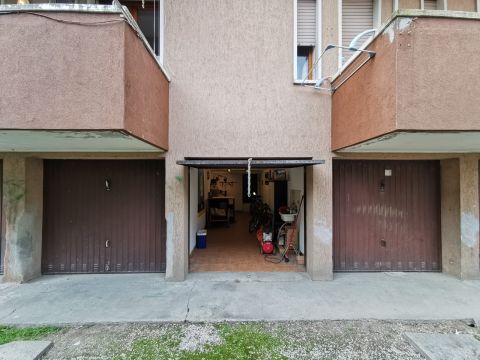 Via Lorenzo da Bologna, 16