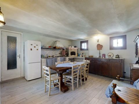 Frazione Zucchea, 8