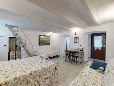 Frazione Zucchea, 8
