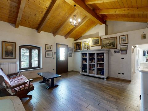 Frazione Zucchea, 8