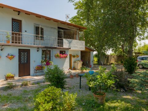 Frazione Zucchea, 8