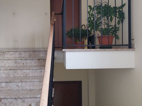 Via Roma, 18