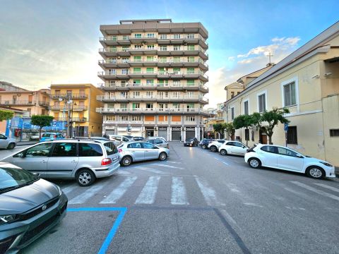 Piazza Annunziata 4