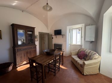 Trilocale in vendita