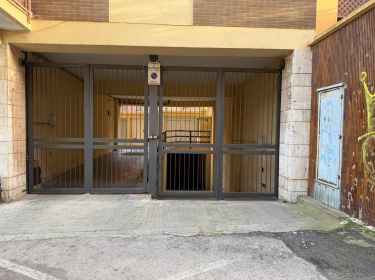 Box / Garage in vendita