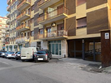 Box / Garage in vendita