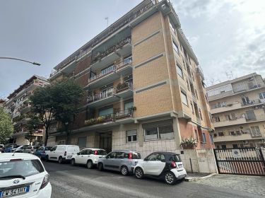Quadrilocale in affitto