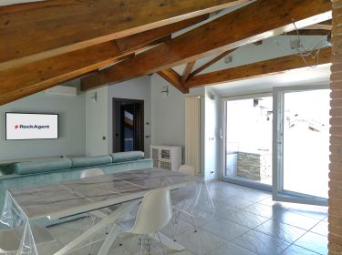 Trilocale in affitto