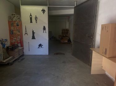 Magazzino o deposito in vendita