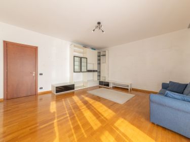 Trilocale in vendita