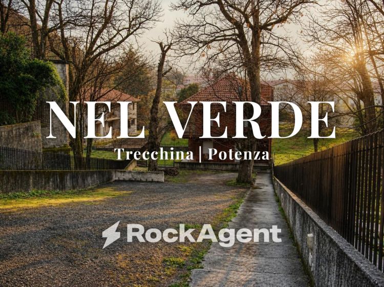 Quadrilocale in vendita, Strada Provinciale 3 Tirrena  88, Trecchina