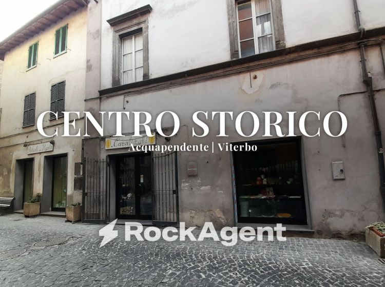 Negozio in affitto, via Roma  23, Acquapendente