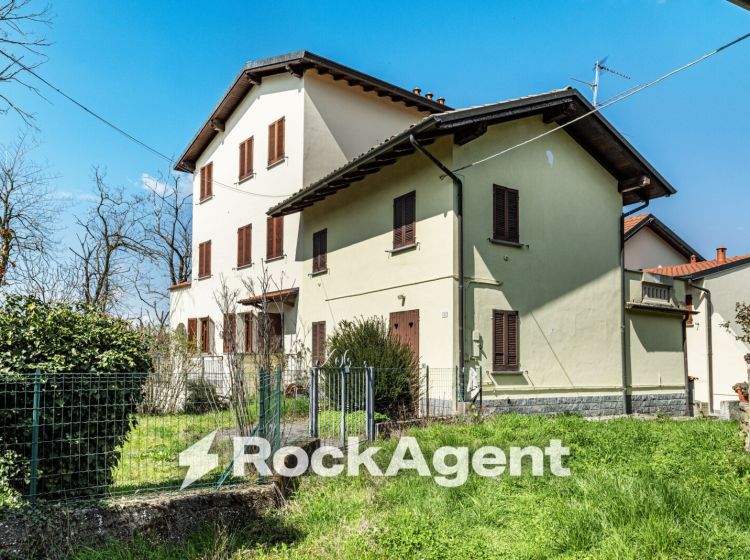 Trilocale in vendita, Frazione Camolino, Camolino, Montesegale