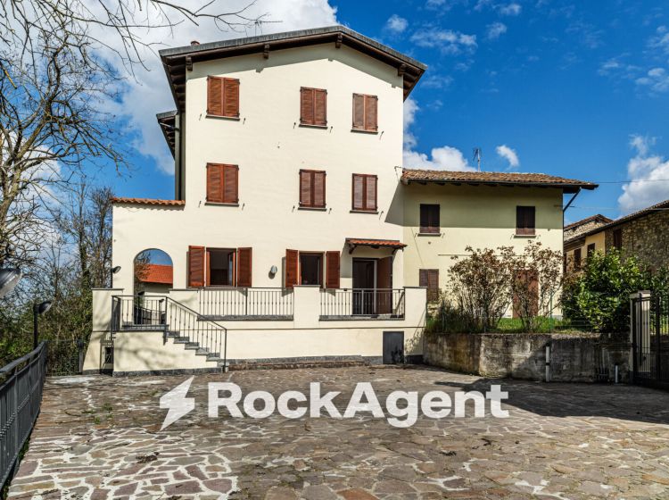 Bilocale in vendita, Frazione Camolino, Camolino, Montesegale