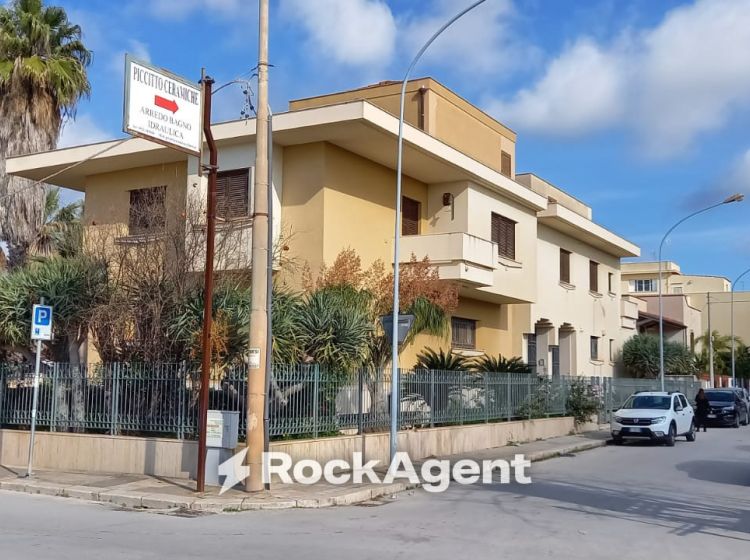 Villa in vendita, via Antonio Segni  1, Mazara Del Vallo