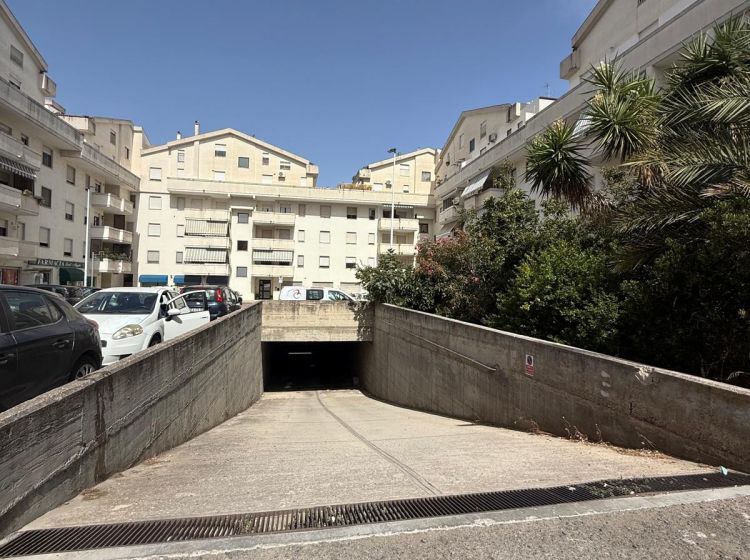 Box / Garage in vendita, via Ciriaco Carru, Sassari
