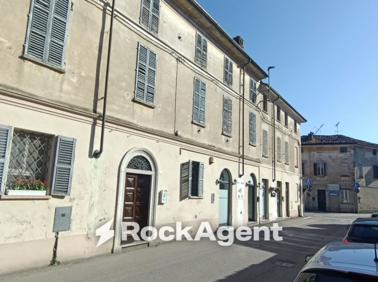Stabile o palazzo in vendita, via Nigra  25, Sartirana Lomellina