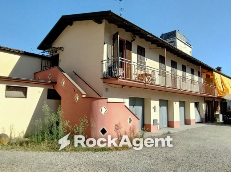 Trilocale in vendita, Corso Italia  38, Mede