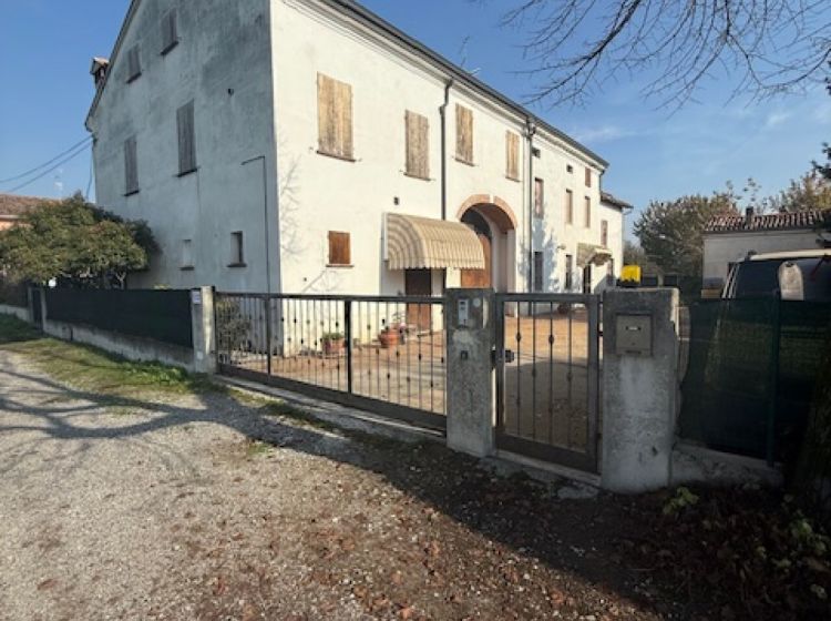 Appartamento in vendita, Viottolo Ex Scuole  1, Pieve Saliceto, Gualtieri