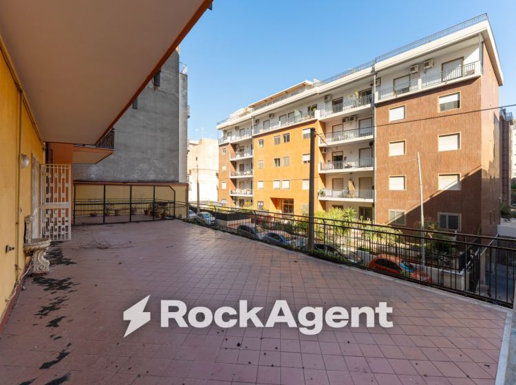 Appartamento in vendita, via Federico Ciccaglione  15, Borgo, Catania