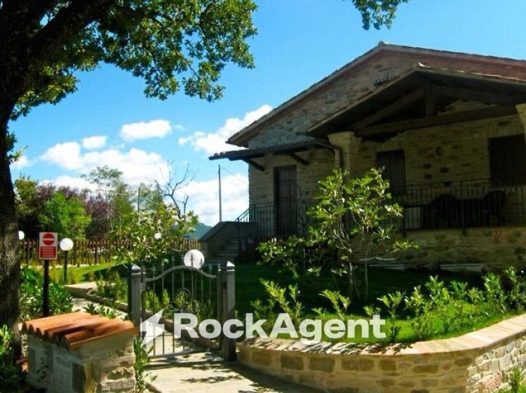 Rustico in vendita, Buonconsiglio, Frontone