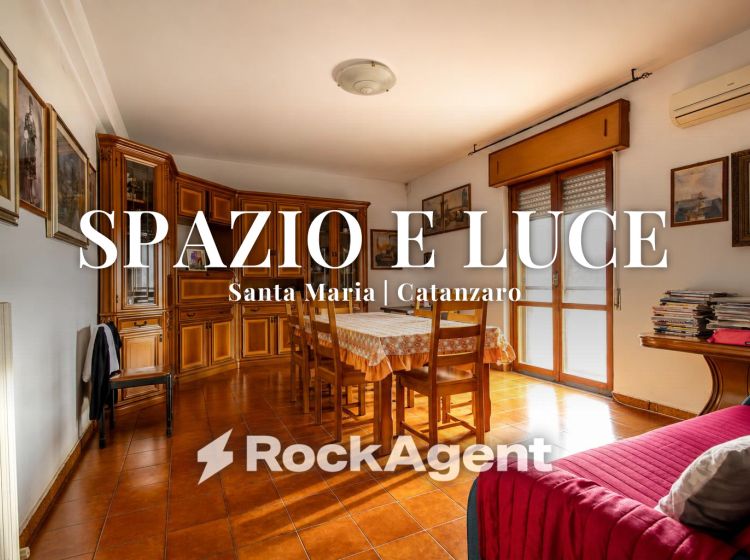 Quadrilocale in vendita, viale Cassiodoro  279, Santa Maria, Catanzaro