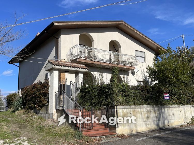Villa in vendita, Contrada Feudo da Sole  23, Feudo da Sole, Basciano