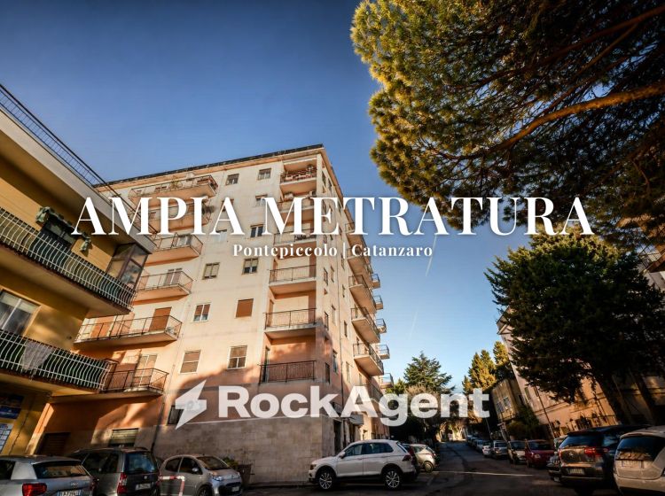 Quadrilocale in vendita, via Bambinello Gesù  24, Pontepiccolo, Catanzaro