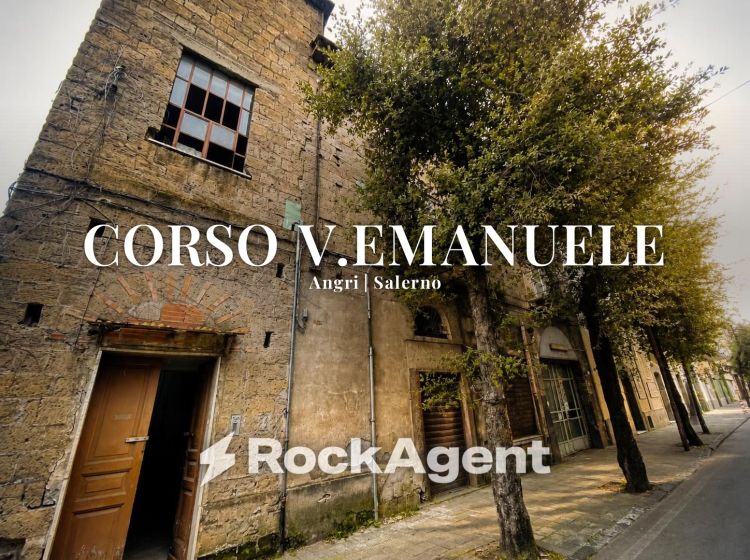 Trilocale in vendita, Corso V. Emanuele  129, Angri
