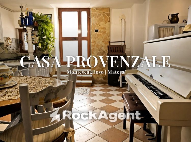 Trilocale in vendita, via Casalnuovo  23, Montescaglioso