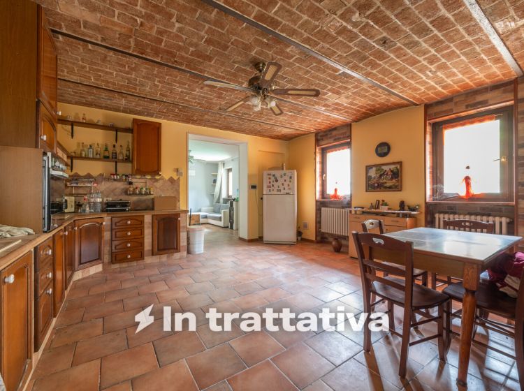 Cascina in vendita, via Vincenzo Gioberti  3, Cornale E Bastida
