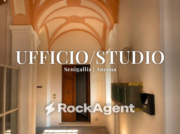 Ufficio in affitto, Piazza Garibaldi  2, Senigallia