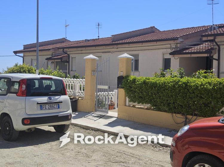 Appartamento in villa in vendita, Contrada Pipedo, Riace