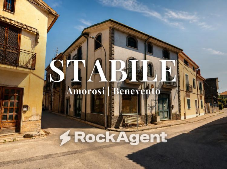 Stabile o palazzo in vendita, via San Nicola  1, Amorosi
