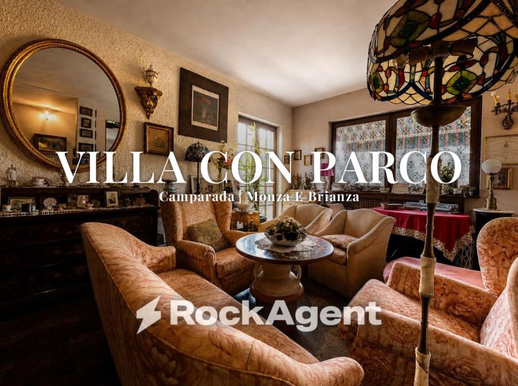 Villa in vendita, viale Grigna  28, Camparada