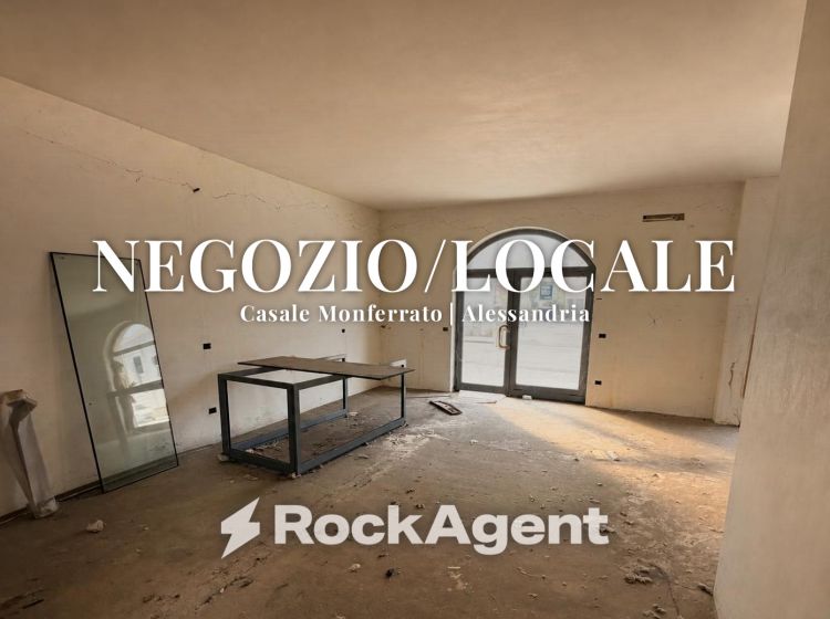 Negozio in vendita, via Guglielmo Massaia, Casale Monferrato