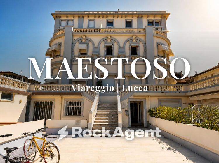 Bilocale in vendita, viale Giosuè Carducci  42/A, Viareggio