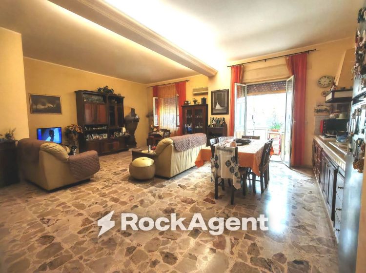 Appartamento in vendita, via Tisia, Tica-tisia, Siracusa