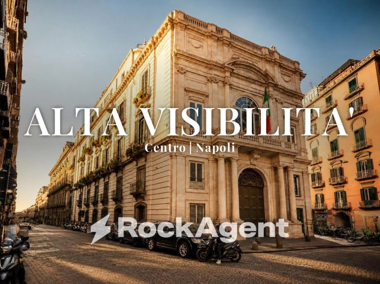 Negozio in vendita, Piazza Sette Settembre, Centro, Napoli