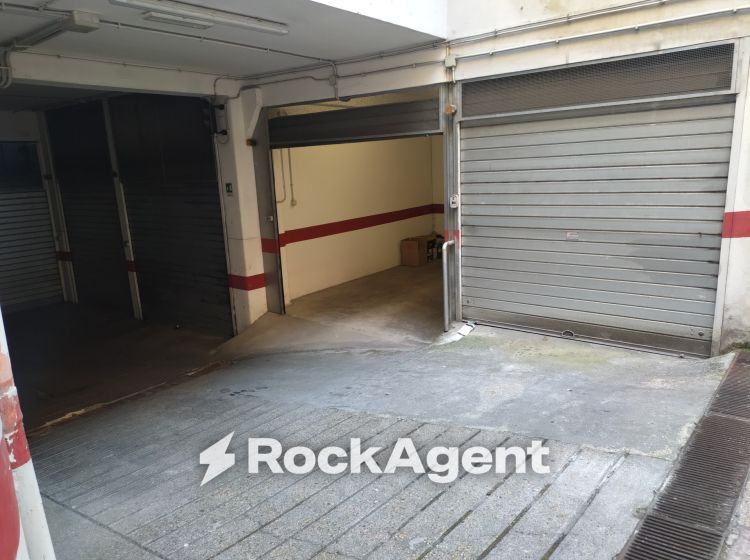 Box / Garage in vendita, via Pietro Ruga  9, Pigneto, Roma