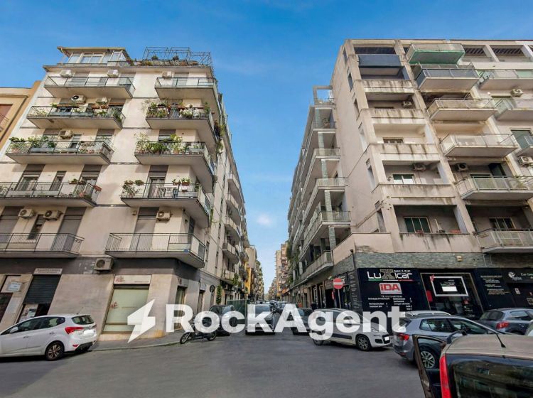 Quadrilocale in vendita, via Canfora  118, Vulcania, Catania