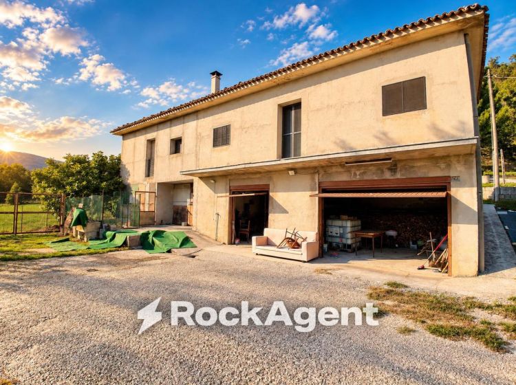Magazzino o deposito in vendita, via Forchiusa Est  114, Forchiusa, Serra San Quirico