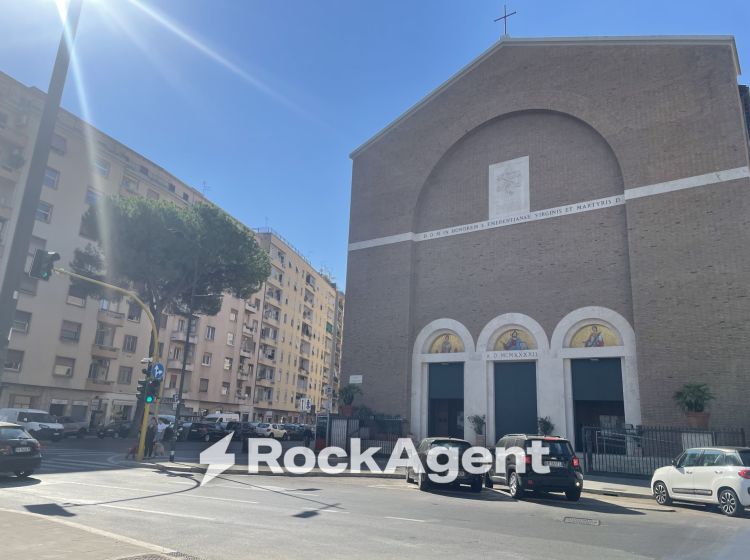 Attività / Licenza in vendita, Trieste, Roma